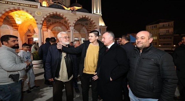 Mehmet Ali Paşa Merkez Caminde ilk teravih