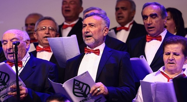 Türk Halk Müziği Korosundan Müzik Ziyafeti