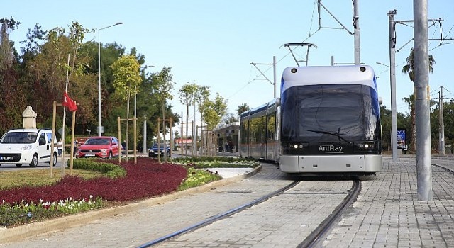 Büyükşehire ait toplu ulaşım araçları 1 Mayısü;ta ücretsiz