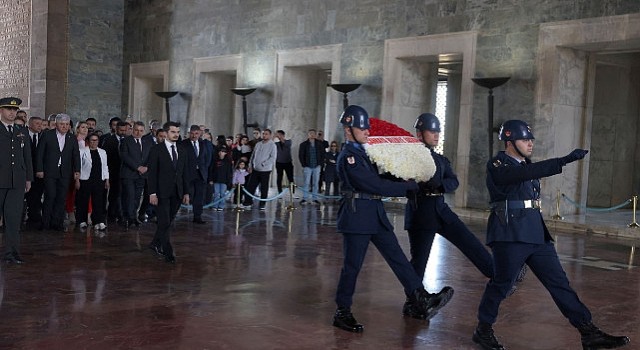 Çankaya Belediye Başkanı Güner ve Meclis Üyeleri ANITKABİRde