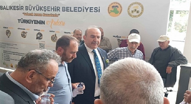 Balıkesir Büyükşehir Belediyesi 20 Mayıs Dünya Arı Gününe yoğun ilgi