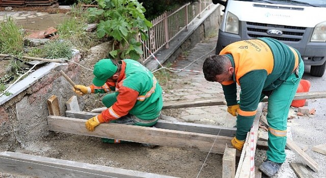 Çankaya da Merdivenli Yollar Yenileniyor