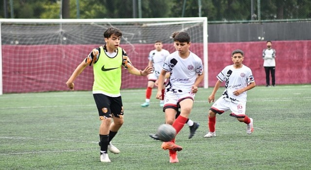 Çiğlide 19 Mayıs Kutlamaları Futbol Turnuvası ile Başladı