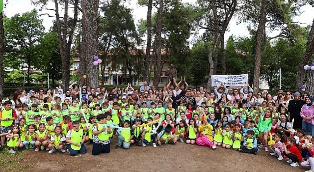 Dokuz Eylül Üniversitesinde (DEÜ), &apos;Çocuk Oyunları Şenliği düzenlendi