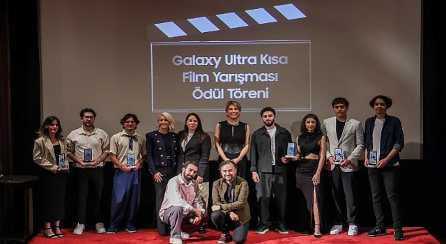 Galaxy Ultra Kısa Film Yarışması Ödül Töreninde genç yönetmen adayları ödüllerini aldı