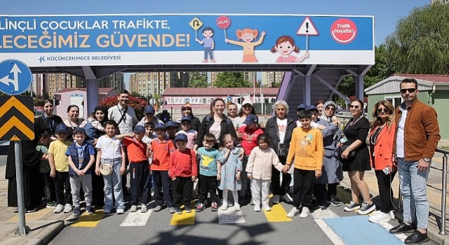 Küçükçekmecedeki Trafik Eğitim Parkı;nda Özel Çocuklara Özel Eğitim