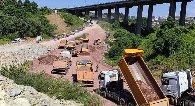 Wilcynski Caddesinde yol çalışmasına devam