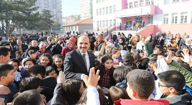 Başkan Altay LGSye Girecek Öğrencilere Başarılar Diledi