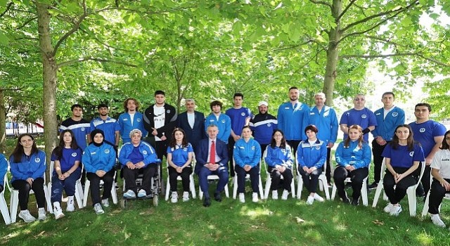 Başkan Büyükakın; Kocaelinin gururu Kağıtspor