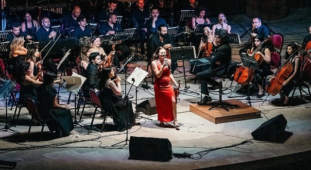 Büyükşehir Orkestrası ve Esther Abramiden Muhteşem Konser