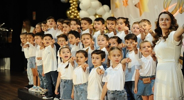 Karşıyakanın anaokullarını yıl sonu coşkusu sardı