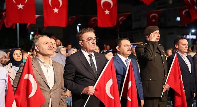 15 Temmuz şehitleri Bayrampaşada anıldı