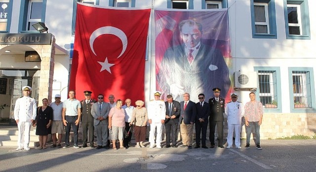 Foçada 15 Temmuz Demokrasi ve Birlik Günü törenleri