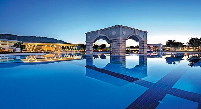 Hilton Dalamanda Aile Boyu Tatil Keyfi