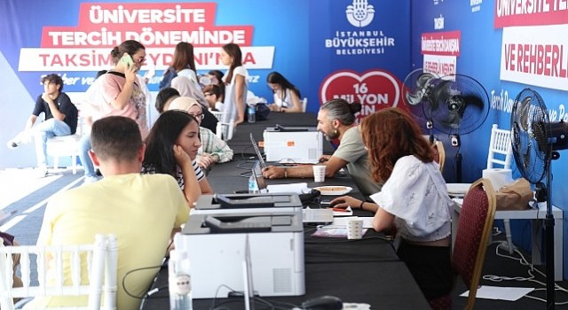 İstanbul Büyükşehir Belediyesinin Tercih Danışma ve Rehberlik Merkezleri, YKSye giren gençlere bu yıl da ücretsiz danışmanlık hizmeti verecek