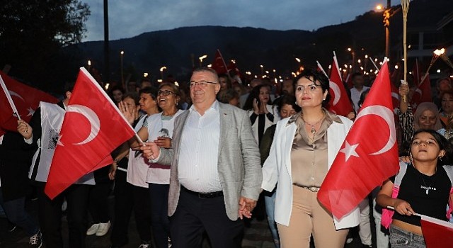 30 Ağustos Edremitte coşkuyla kutlanacak