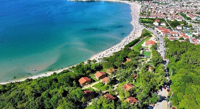 Başkan Büyükakından başarılı öğrencilere tatil jesti