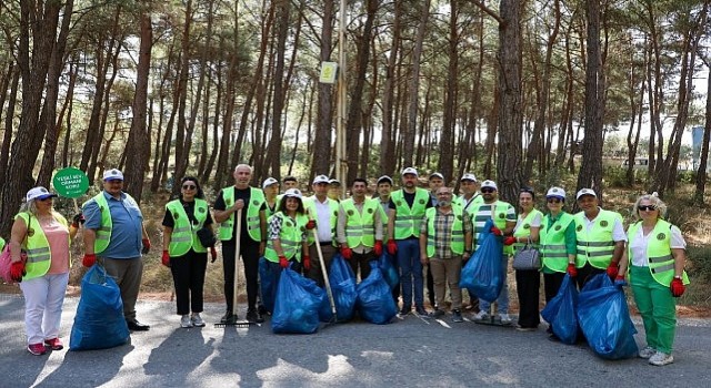 Başkan Dumanın da katıldığı temizlik çalışmasında 5 ton atık toplandı