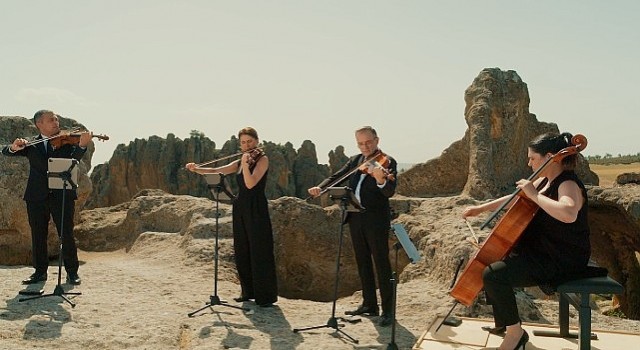 Borusanın 80 yıllık hikayesi Borusan Quartet ile binlerce yıllık Avdalaz Kalesinde yankılanıyor