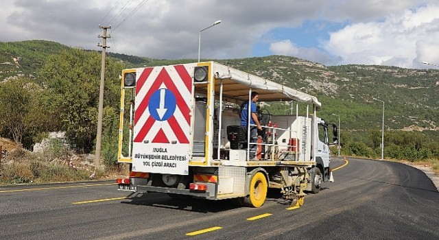 Muğla Büyükşehir Ekipleri 10 bin 109 km Çizgi Çalışması Yaptı