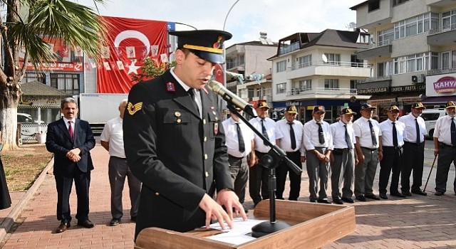 Şanlı tarihimize altın harflerle yazılmış büyük zaferin 102. yıl dönümü İznikte düzenlenen törenlerle kutlandı.