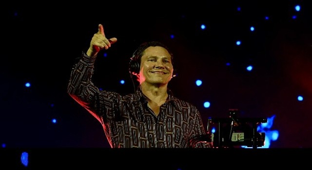 Tiësto, İstanbul da on binlerle buluştu!