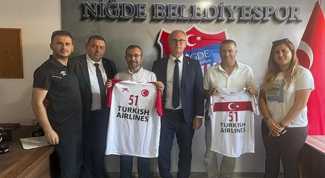 Türkiye Hentbol Federasyonu Başkanı Uğur Kılıç Niğdede hentbol için önemli temaslarda bulundu