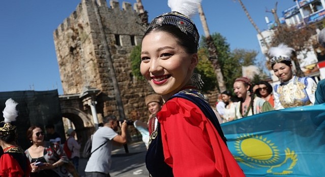 3. Uluslararası Antalya Yörük Türkmen Festivali Yörük Göçüyle başladı