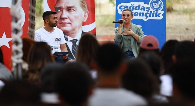 Çağdaş Yaşamın gençleri Pamucak;ta