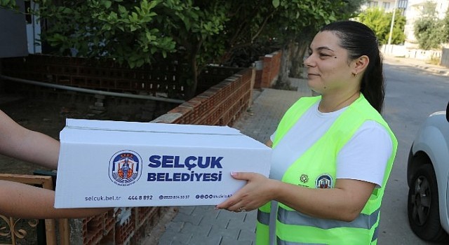 Efes Selçukta Sosyal Dayanışma Büyüyor: Başkan Sengelden Beslenme Çantası Çağrısı