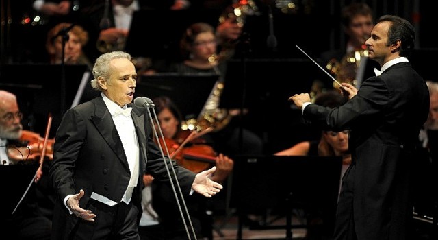 Efsane tenor José Carreras&#39;ın veda turnesinin biletleri Biletinial&#39;a özel kampanya ile yüzde 50 indirimle satışa çıkıyor