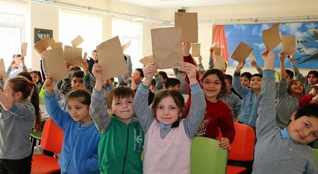 Kâğıdın serüveni köy okullarıyla buluştu