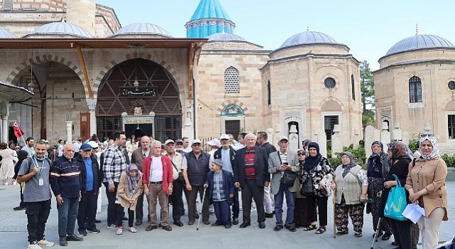 Konya Büyükşehir, Dünya Yaşlılar Gününde Büyüklerimizi Unutmadı