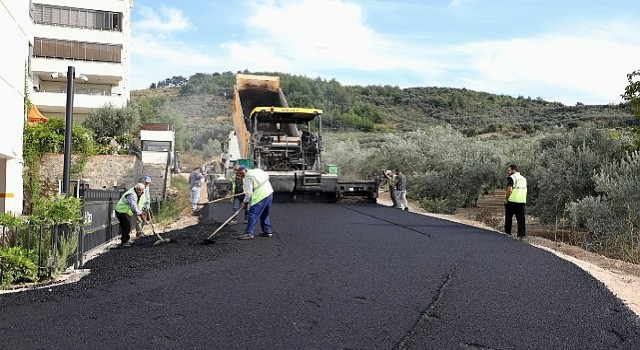 Mudanyada yollar yenileniyor.