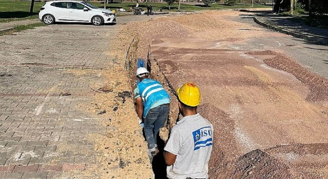 Şekerpınarda 2 kilometre içme suyu hattı yenilendi