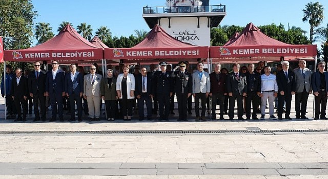 Kemerde muhtarlar Günü kutlandı