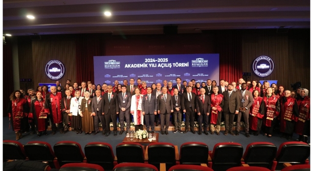 Sanayi ve Teknoloji Bakanı’nın katılımıyla Bezmialem Vakıf Üniversitesi Akademik Yılı Açılışı