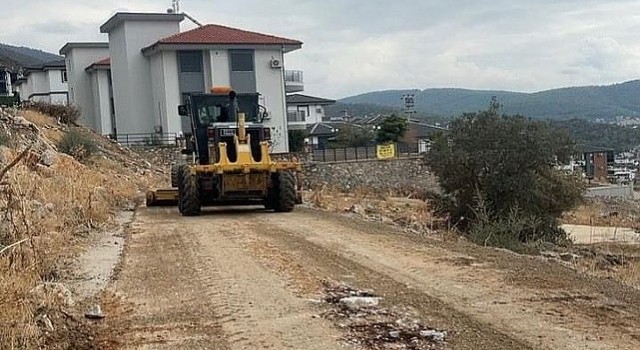 Didimde Sağanak Yağış Sonrası Zarar Gören Yollar Onarıldı