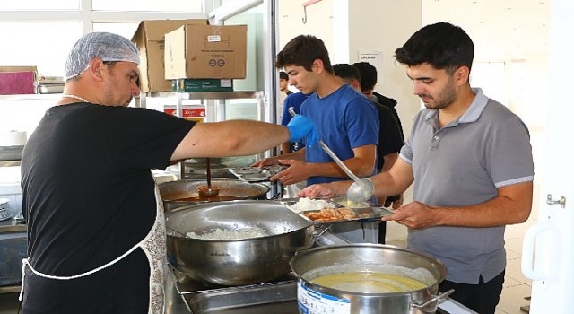 Elmalıda üniversitelilerin ilk tercihi Büyükşehir Belediyesi yurdu