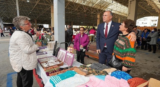 Gaziemir Belediyesinden kadınlara destek: El Emeği ve Satış Pazarı açıldı