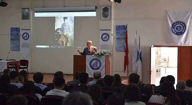 İzmirin kurtuluşunun simgesi: Timurun Kılıcı