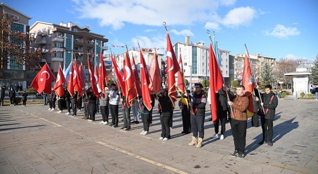 Kahramankazan da 24 Kasım Öğretmenler Günü dolayısıyla bir takım etkinlikler düzenlendi.