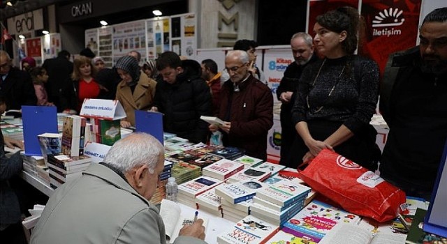 Kitap Fuarında Son 4 Günde 50 Yazar İnegöllülerle Buluşacak