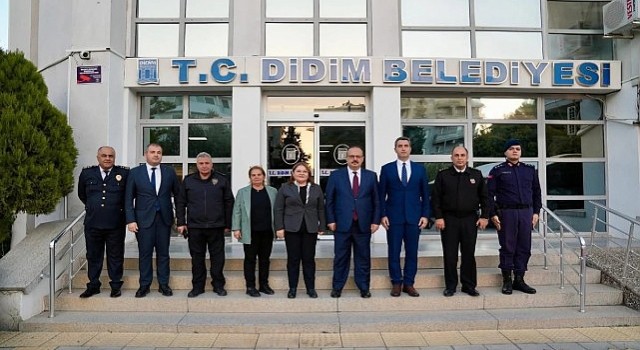 Muhtarlar İstişare Toplantısı için Didime gelen Aydın Valisi Yakup Canbolat, Didim Belediye Başkanı Hatice Gençayı ziyaret etti.