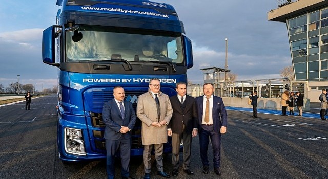 Slovakyada Hidrojenli Kamyon Ford Trucks desteğiyle üretildi