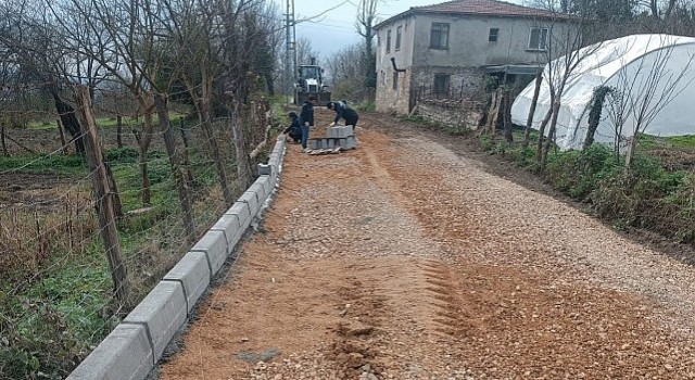 Kandırada Yol Bakım Çalışmaları Aralıksız Sürüyor