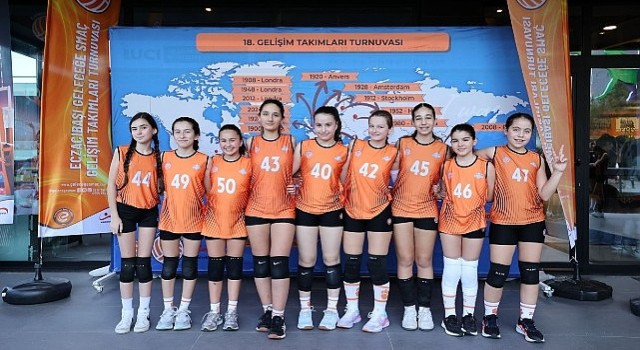 Eczacıbaşı Spor Kulübü Geleceğe Smaç 18. Gelişim Takımları Turnuvası Antalyada Başladı