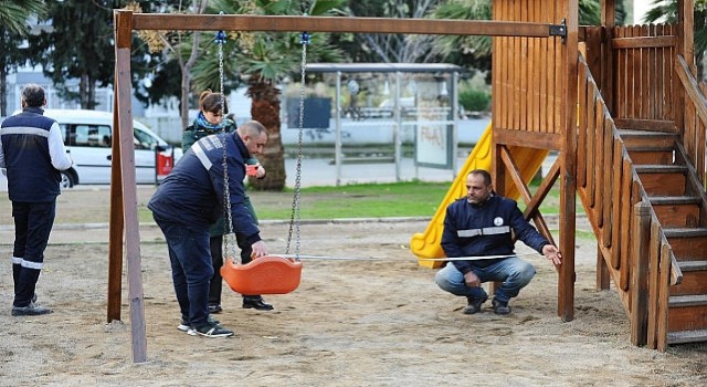 Karşıyakanın parkları artık daha güvenli