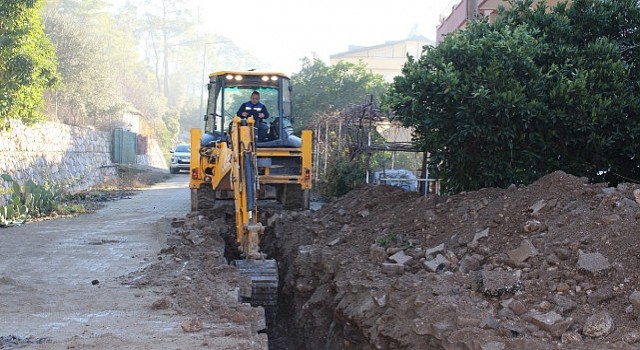 Kemer Aslanbucakın içme suyu hattı yenileniyor