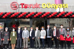 Tavuk Dünyası İstanbul ve İzmir’deki restoran sayısını artırıyor